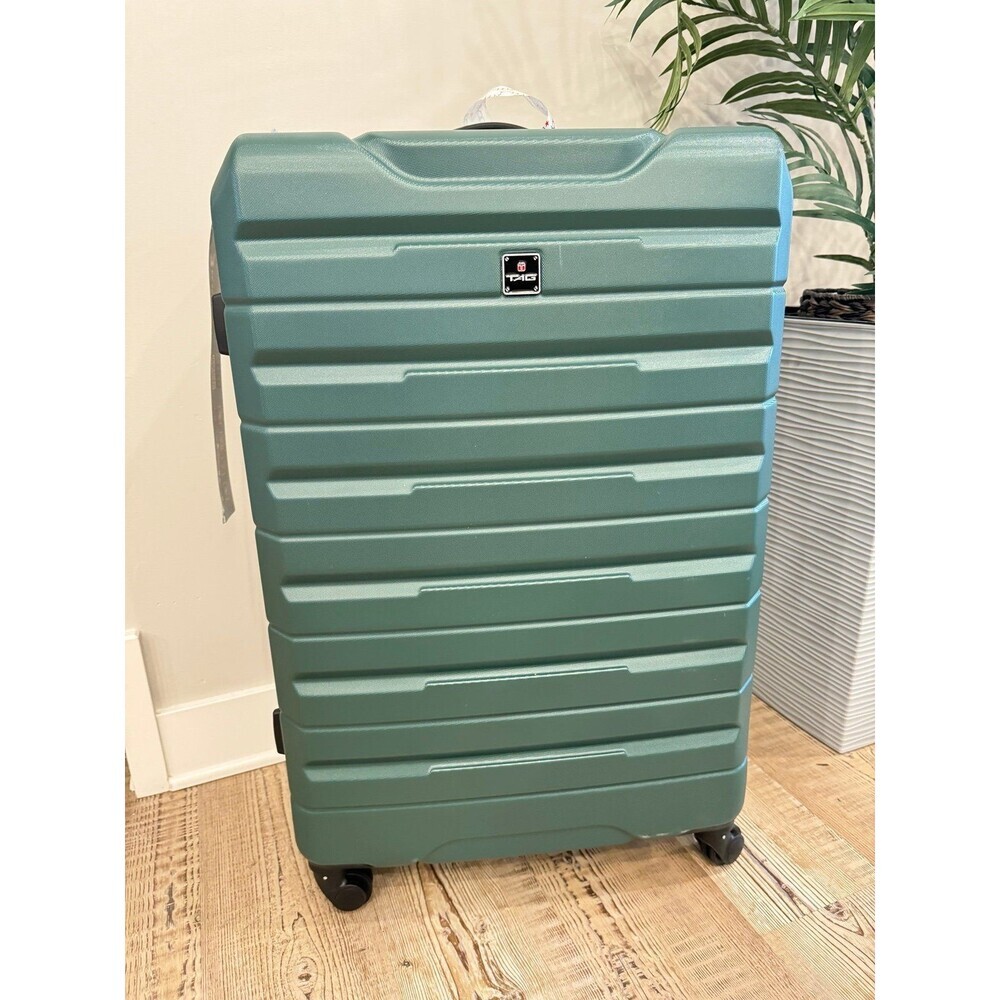 TAG Gateway 1 Piece Hardside suitcase luggage 24”, New with tag forest - Picture 7 of 11